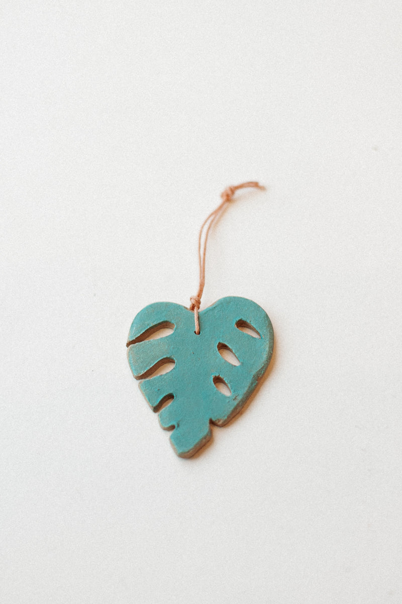 Monstera Ornament Turquoise