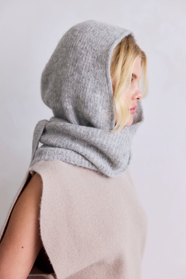 The Alpaca Hooded Scarf Light Grey