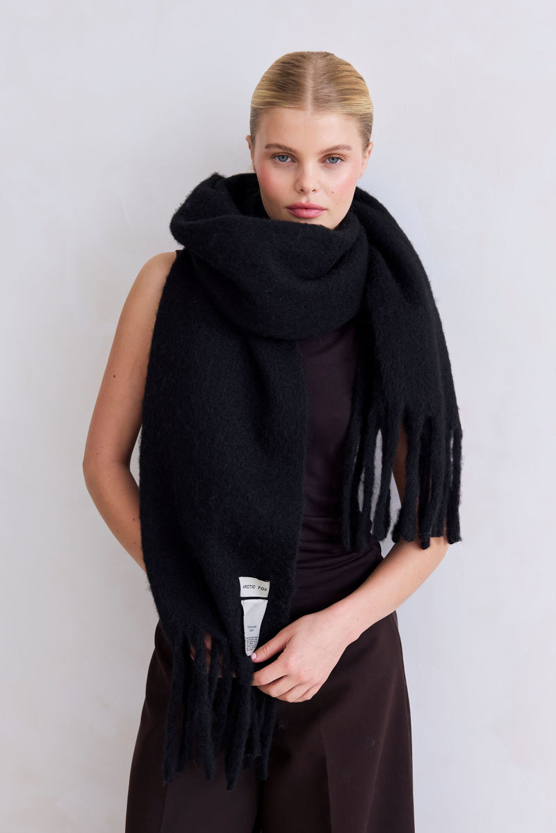 The Reykjavik Scarf w/ Wool Black
