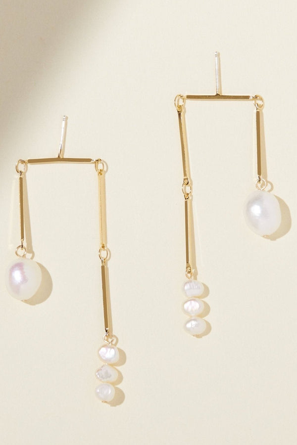 Toni Earrings Pearl