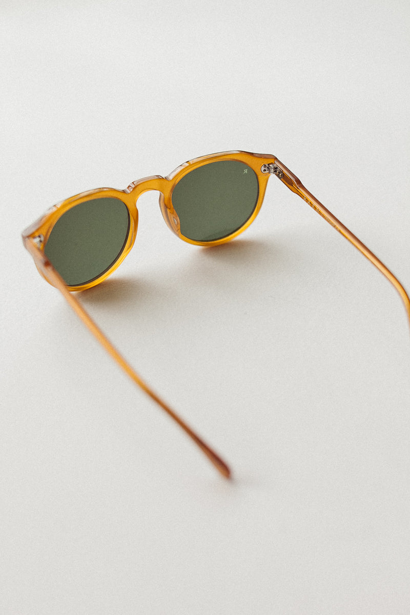 Remmy Sunglasses Honey / Bottle Green