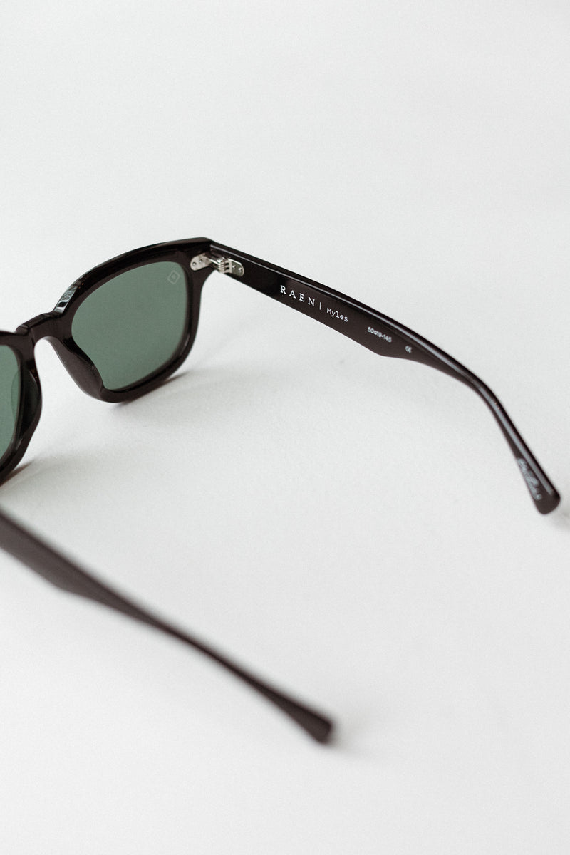 Myles Sunglasses Crystal Black / Green Polarized