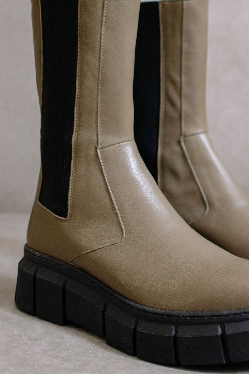 Armor Boot Khaki