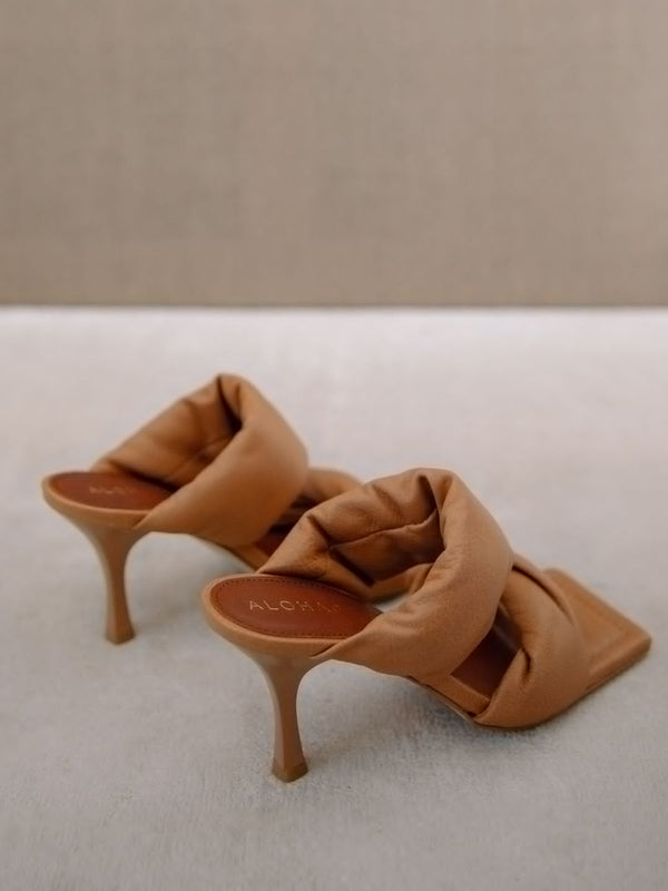 Twist Strap Sandal Camel